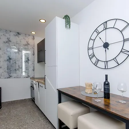 Apartment Lapis *